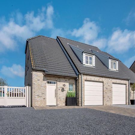 Modern Holiday Home In De Haan With Garden Екстер'єр фото